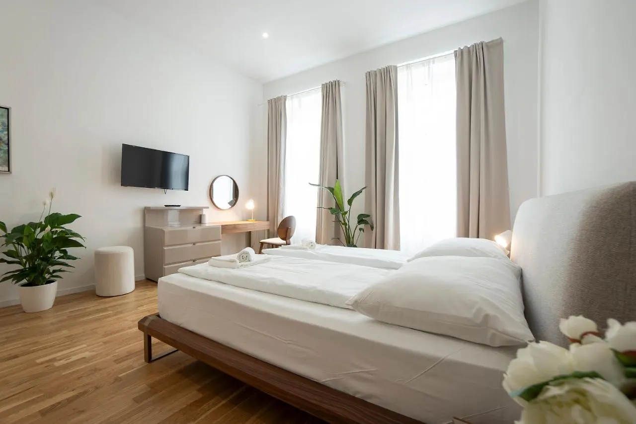 Fully Equipped, Renovated, Perfectly Located Flat Apartment Vienna 0*,  Austria