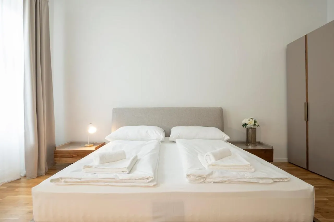 Fully Equipped, Renovated, Perfectly Located Flat Apartment Vienna