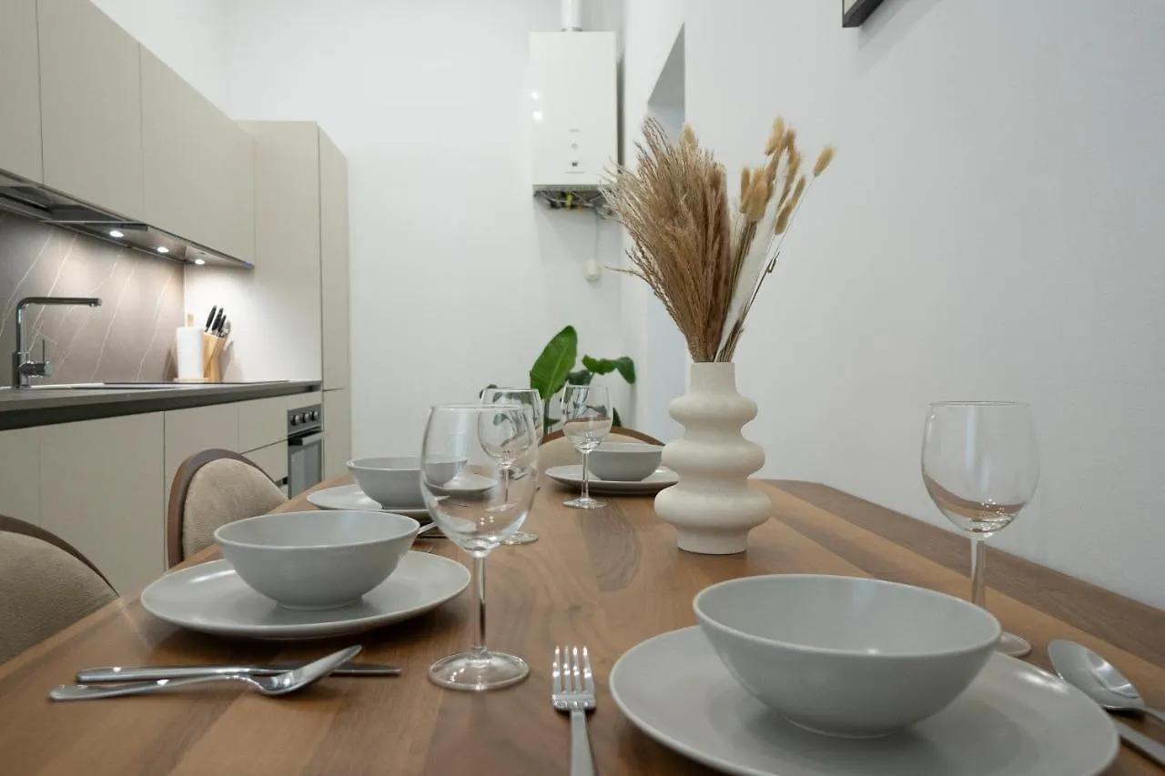 Fully Equipped, Renovated, Perfectly Located Flat Apartment Vienna